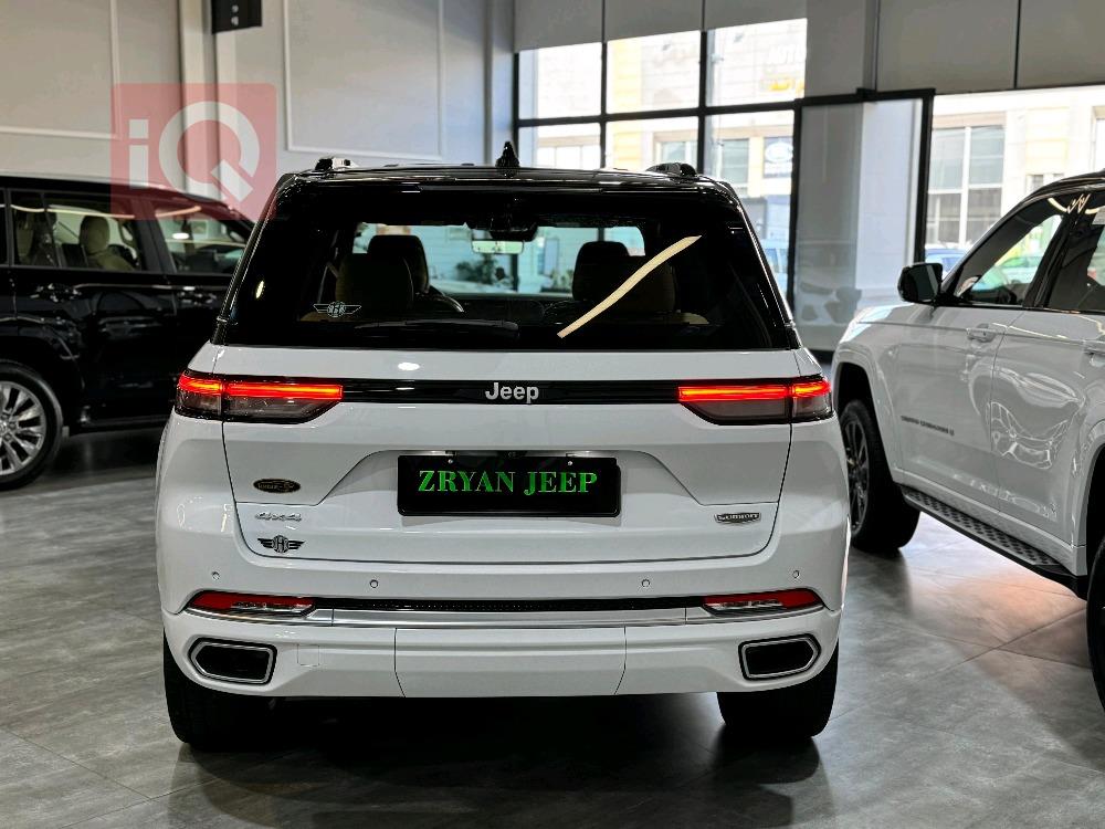 جيب جراند شيروكي